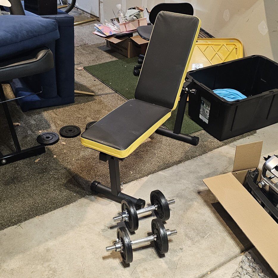 Foldable portable weight bench and weights