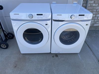 Samsung Washer And Electric Dryer Pair