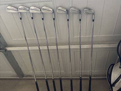 Titleist T100 4 Through PW Stiff
