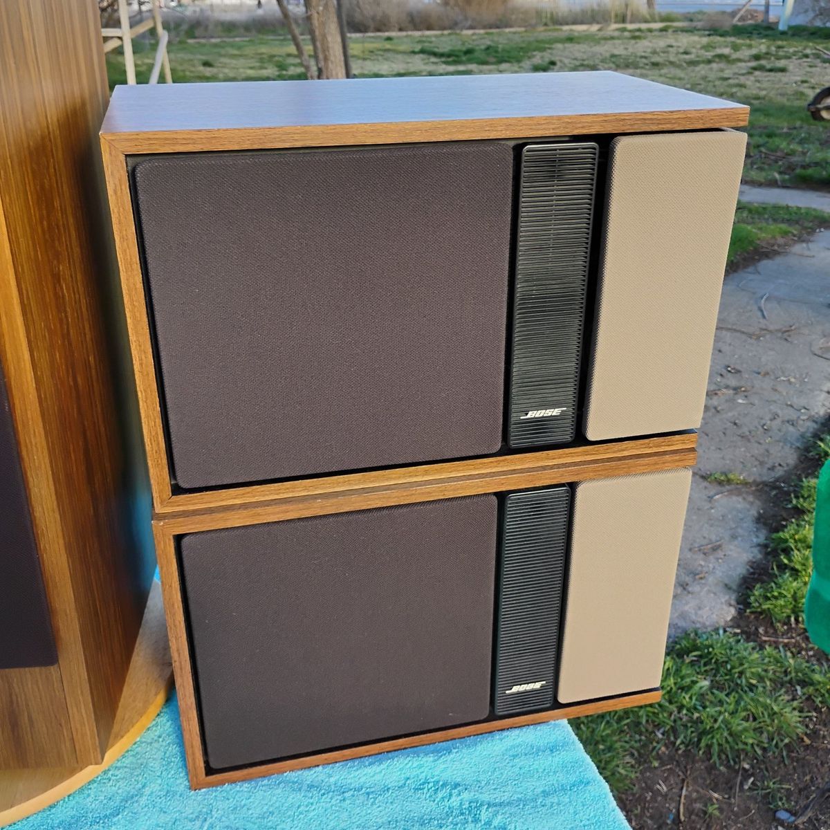 Vintage Bose 301 Series II SpeakersGreat Conditi