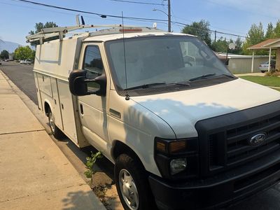 2008 Ford E-350 and Econoline 350