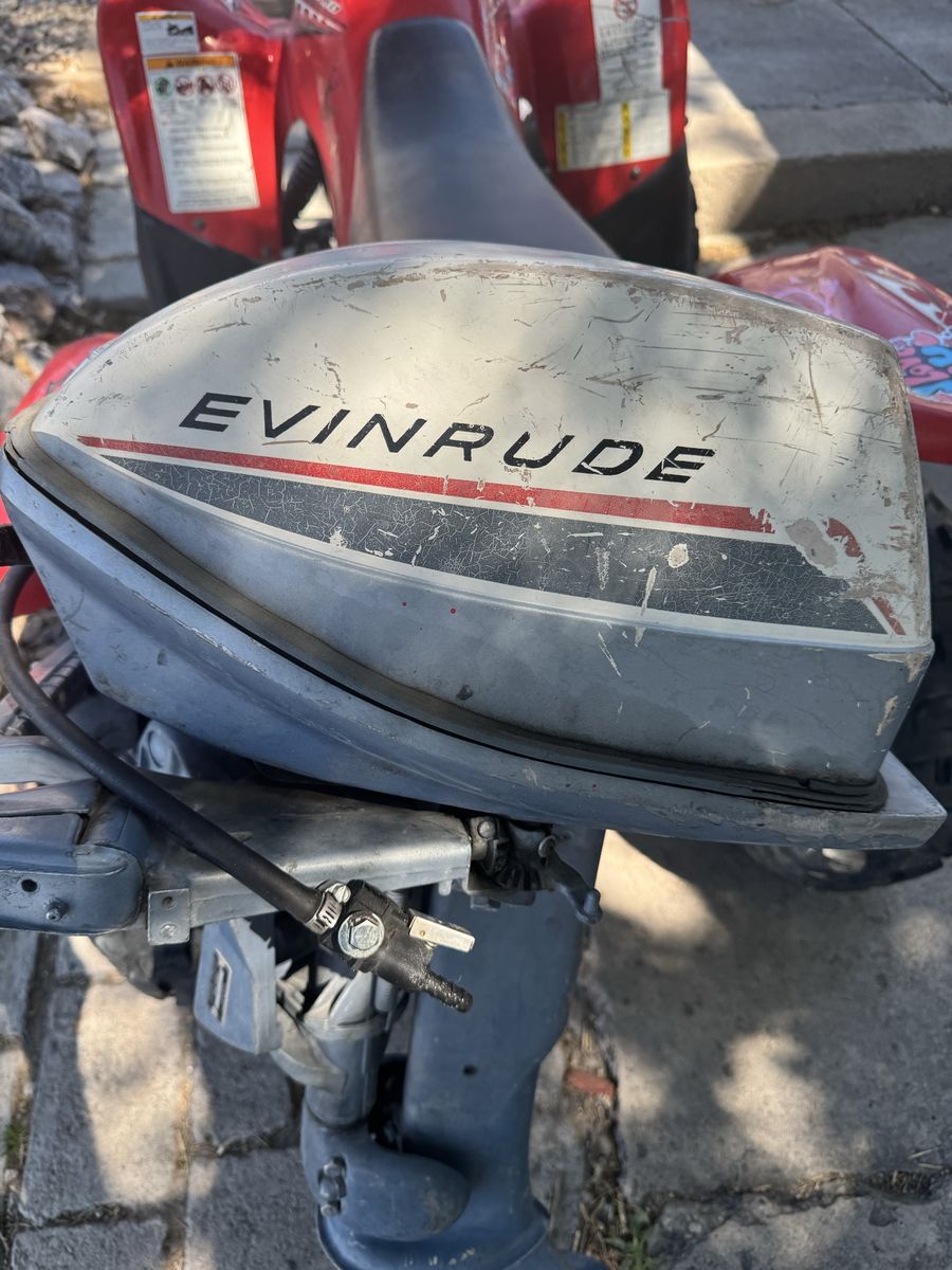 Evinrude 6 HP Outboard Boat Motor - Used Condition