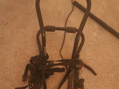 trunk-mounted car bike rack