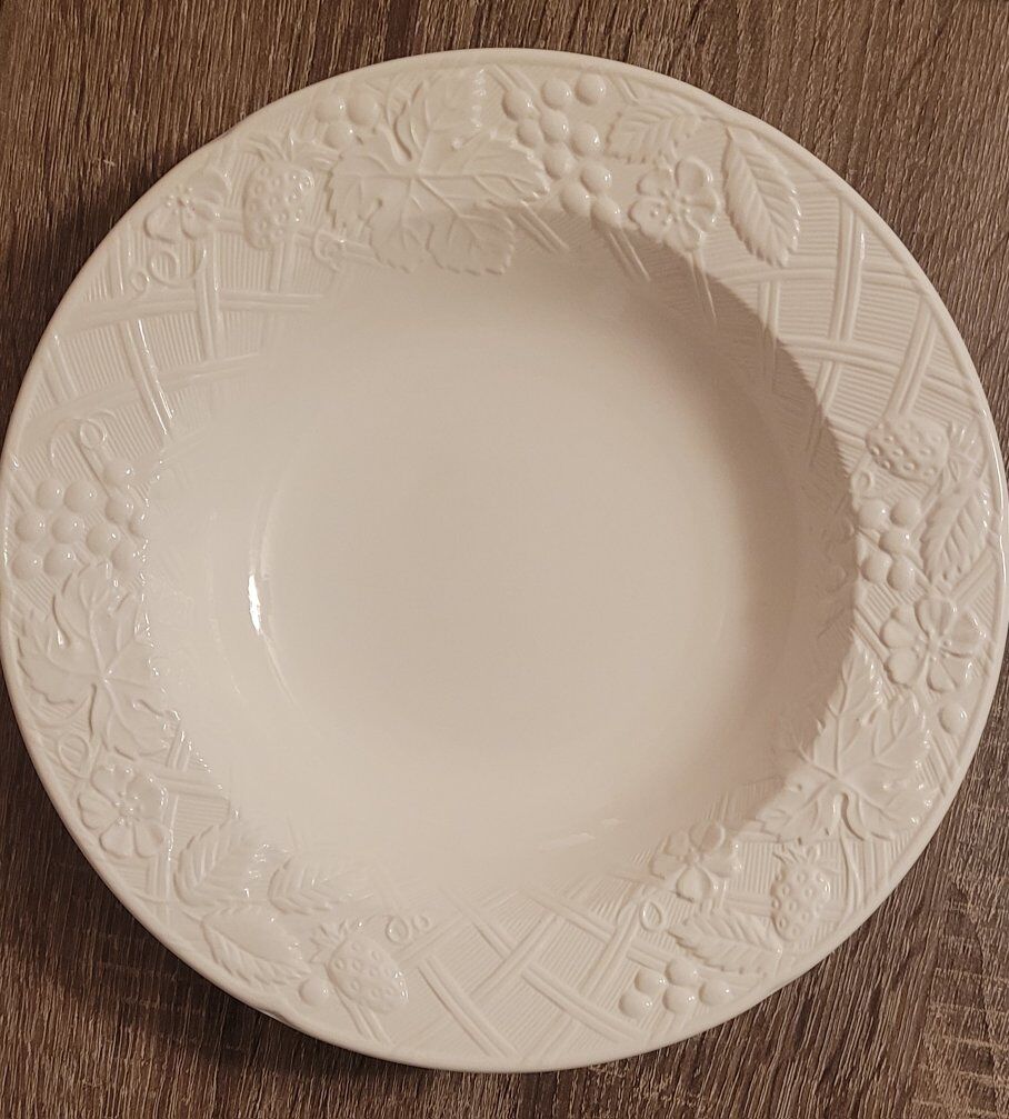 2 Mikasa English Countryside rimmed soup bowl