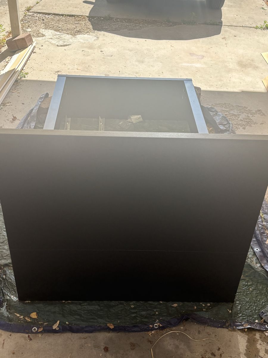 Main image 3