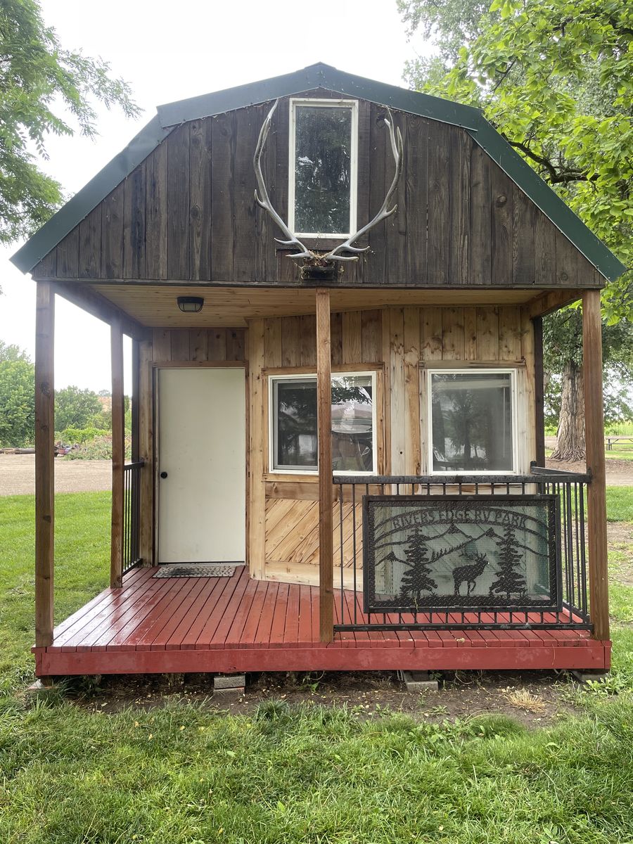 Camping Cabin-Sleeps 6- Must Be Moved