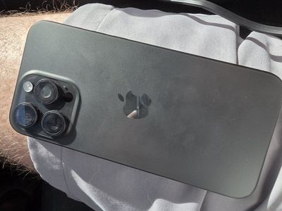 iPhone 15 Pro Max 256 Gig AT&T / Cricket