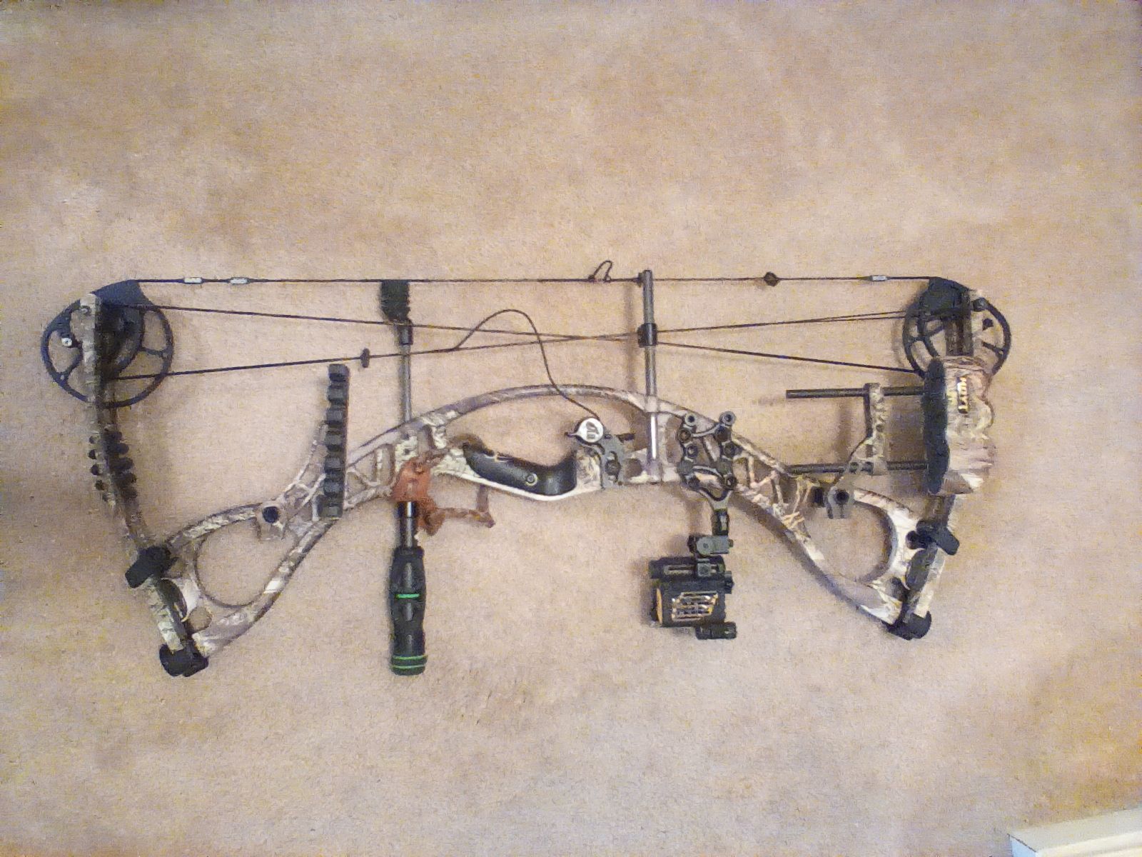 Hoyt Charger Bow