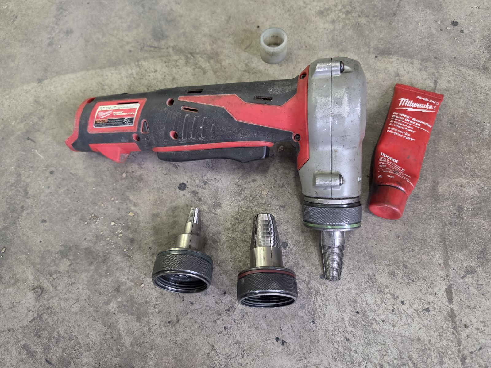 Milwaukee M12 Cordless ProPEX Expansion Tool - 2432-20