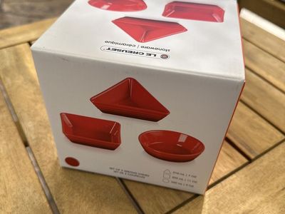 Le Creuset Set Of 3 Tapas Dishes - Red/Cerise