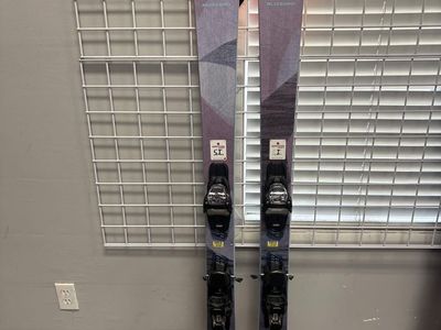 Lightly Used Blizzard Black Pearl 88 164cm Skis w/ Marker 11 TCX Bindings
