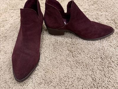 WOMEN’S SHOE / BOOT BUNDLE – 6 PAIRS