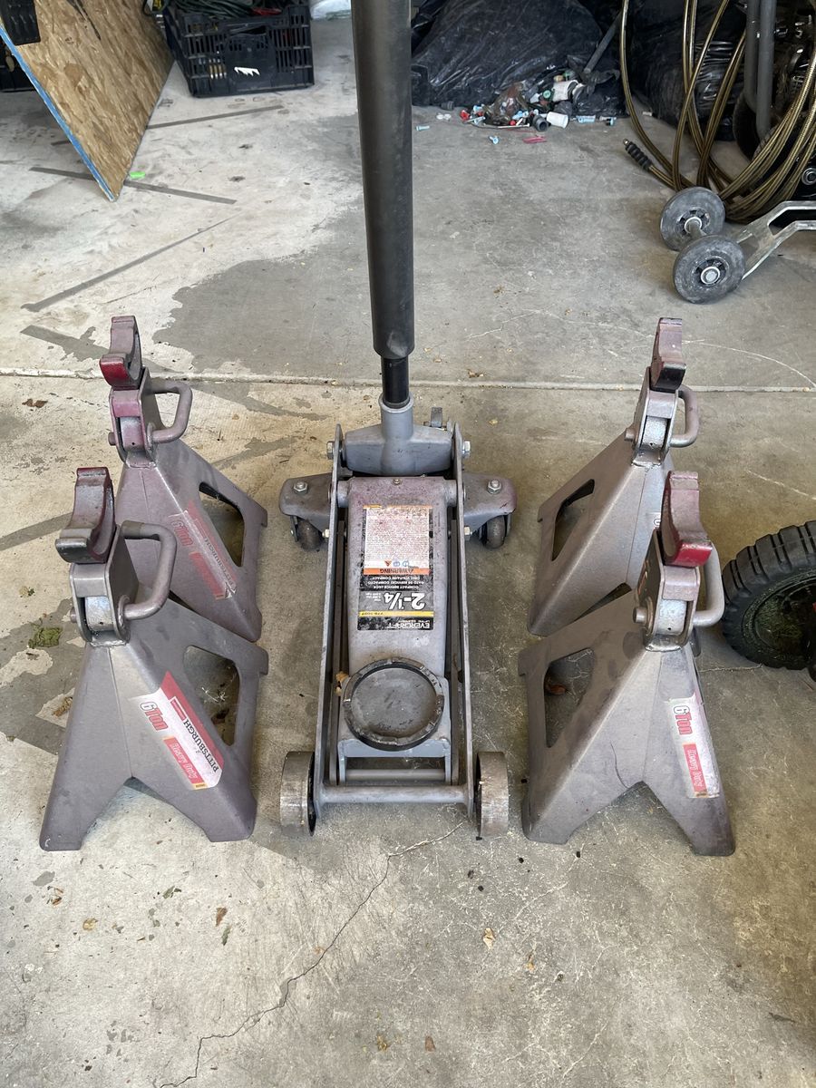 Floor. Jack with Jack stands $150 OBO