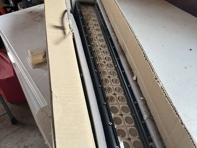 Light bar with toggle switch
