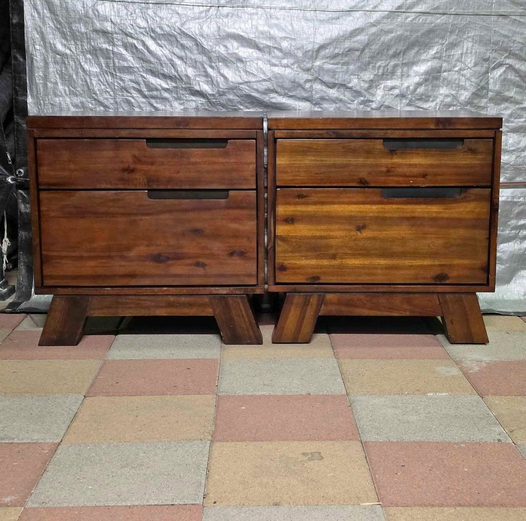 2 Drawer Nightstand Set