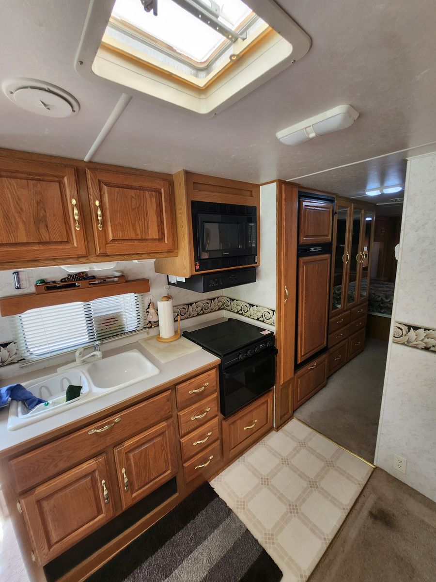 Main image 12