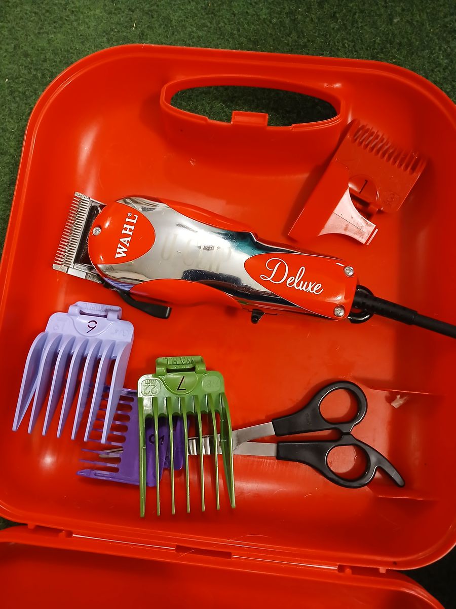 Wahl U-Clip deluxe  dog clippers like new