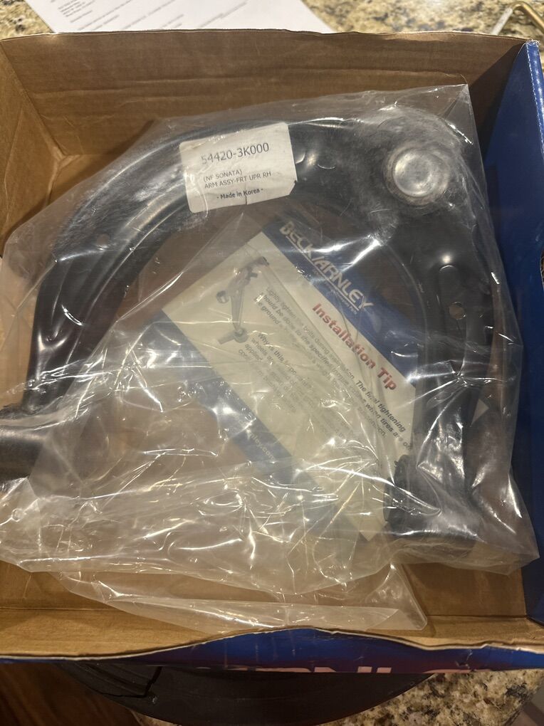 06-10 Huundai Sonata front right upper control arm