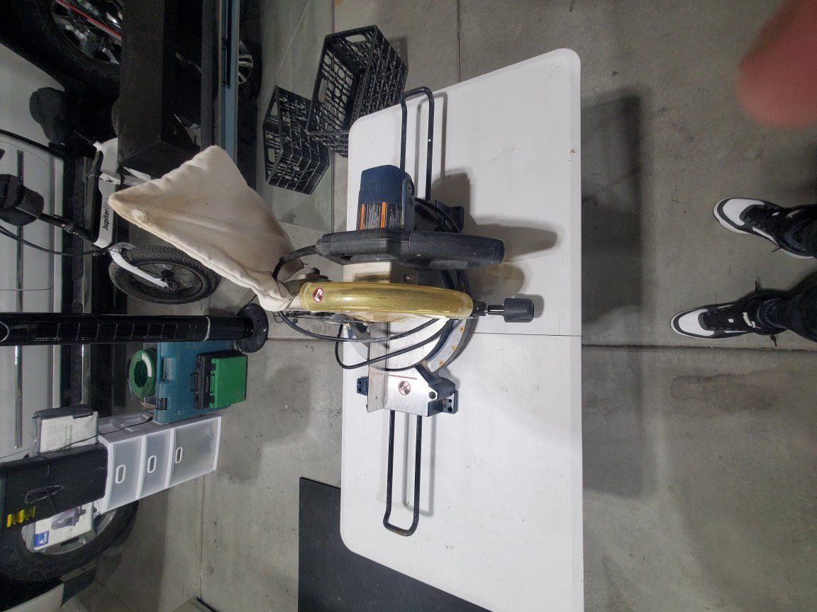 Ryobi 10” Miter Saw – Works Great