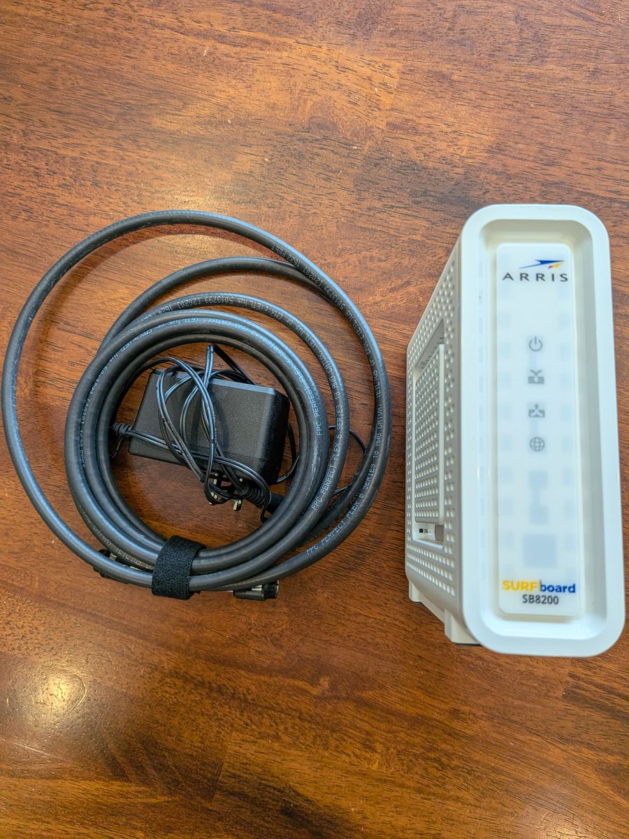ARRIS SURFboard DOCSIS 3.1 Cable Modem 2 Gbps (2000 Mbps) speeds