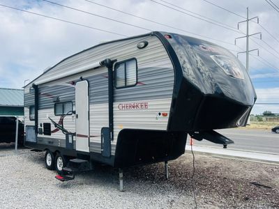 2016 Forest River Cherokee 235B Fifth Wheel