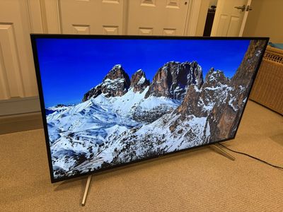 Used Sony 55 inch 4k HDR tv in good condition 55X750F