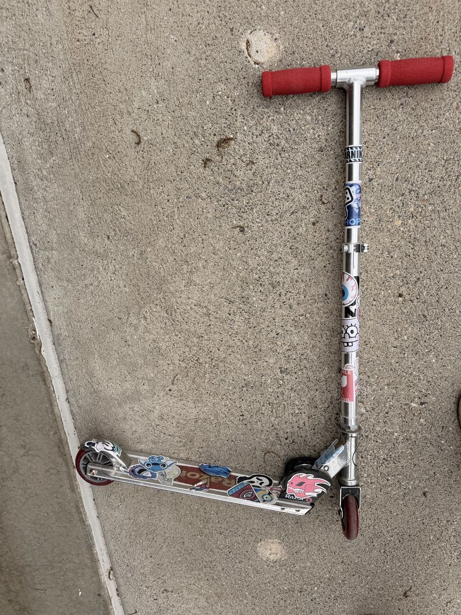Razor scooter