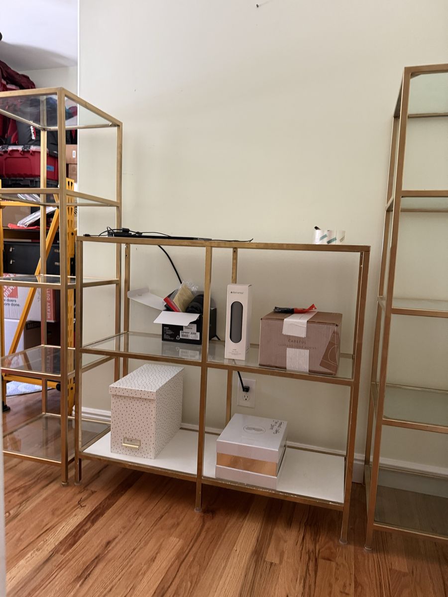 Sturdy glass shelves
