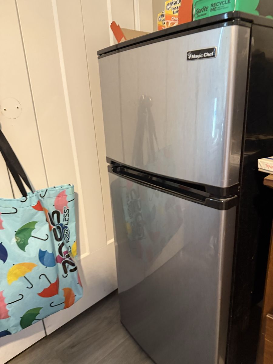 Magic Chef MCBR350S2 3.5 Cu. Ft. Mini Fridge with Freezer, Stainless Steel, Excellent Condition