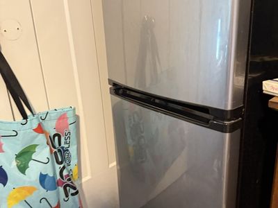 Magic Chef MCBR350S2 3.5 Cu. Ft. Mini Fridge with Freezer, Stainless Steel, Excellent Condition