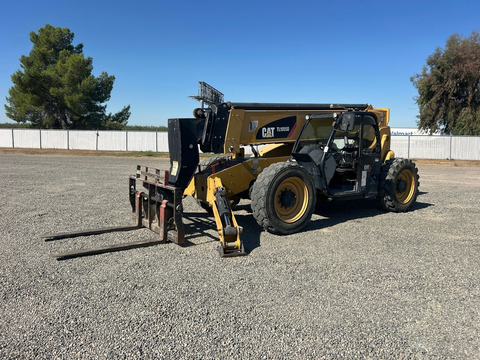 2018 CAT TL1055D Telehandler