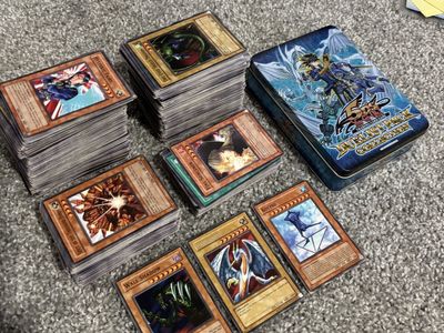 Yugio card lot