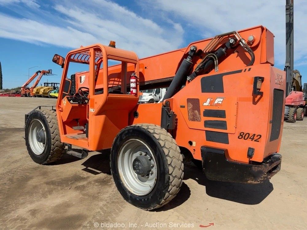 2016 SkyTrak 8042 Telescopic Reach Forklift