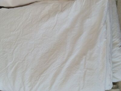 White Comforter Twin