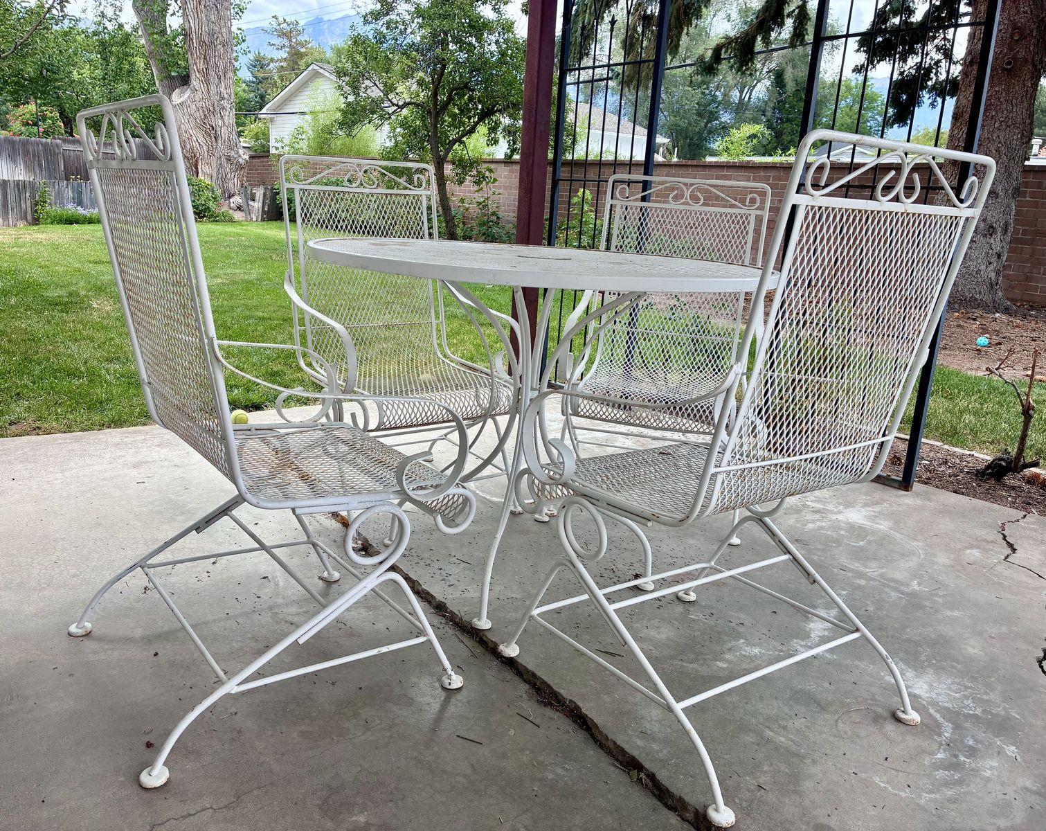 Main image 3