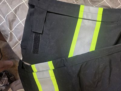 Grundens Full Share Bib Overall size Medium: New, Black with Hi-Viz Ankle