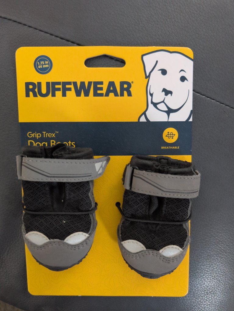 Ruffwear Grip Trex Dog Boots - Black, 1.75 in (44mm) - Breathable Paw Protection