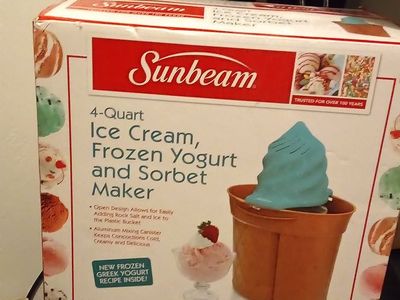Sunbeam 4 qt ice cream, frozen yogurt, and sorbet maker