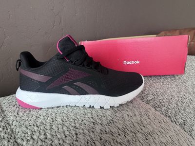 women Wide Training Shoes
