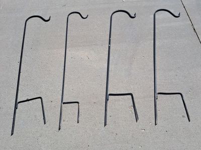 Garden shepherd hooks