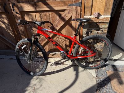 GT Mountain Bike