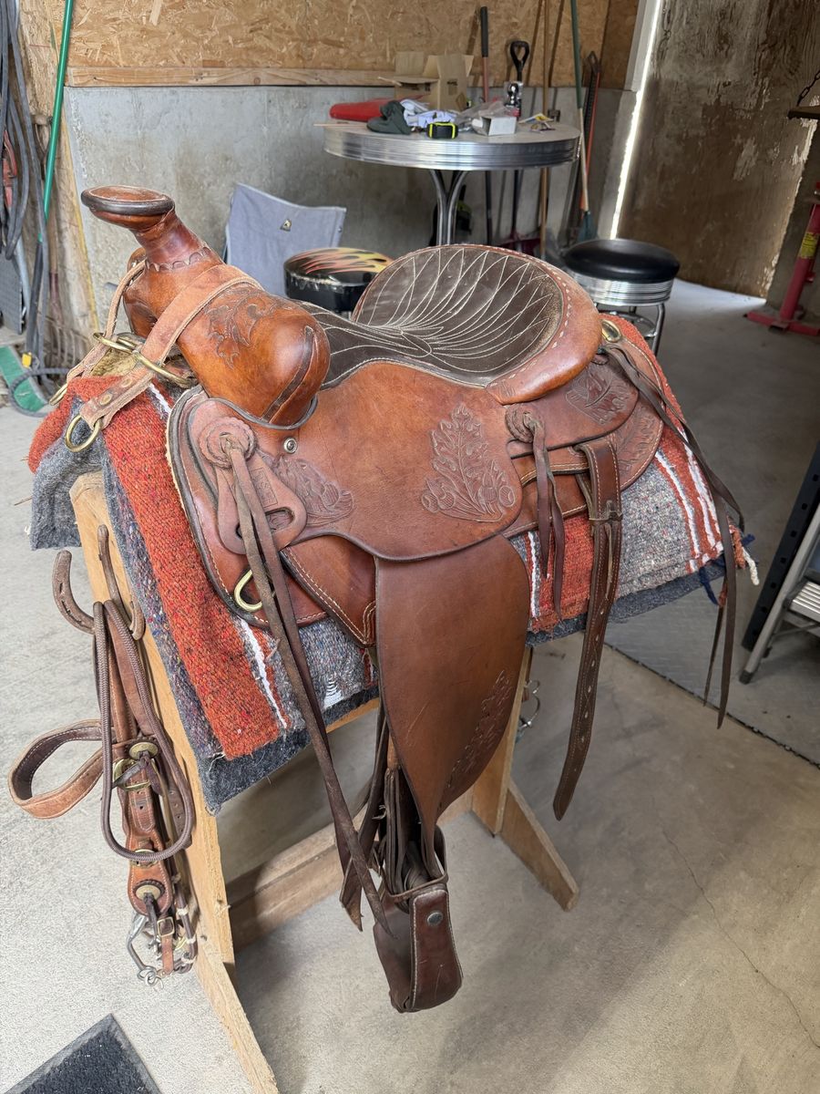 UTAHN SADDLES