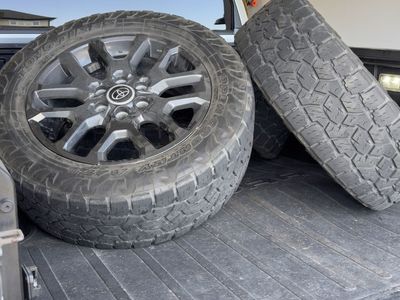 Toyota Tundra OEM Wheels and Tires