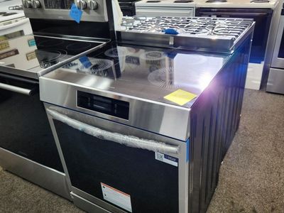 STUNNING BRAND NEW! FRIGIDAIRE GALLERY INDUCTION SLIDE IN RANGE!
