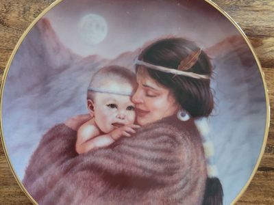 Gregory Perrillo collector plate