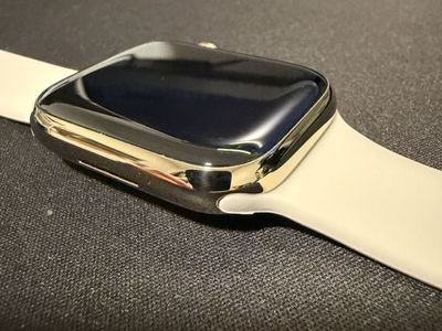 Apple Watch Series 9 45mm Stainless Steel Gold