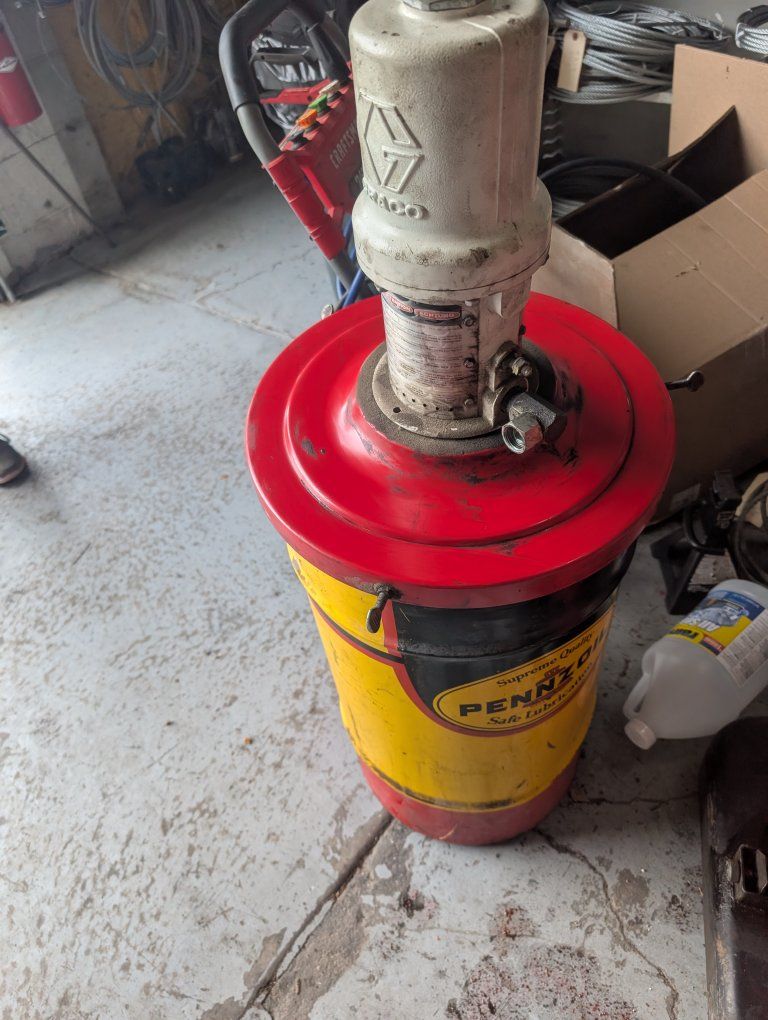 Gear Lube Dispenser 16g - Graco Fireball 300 air