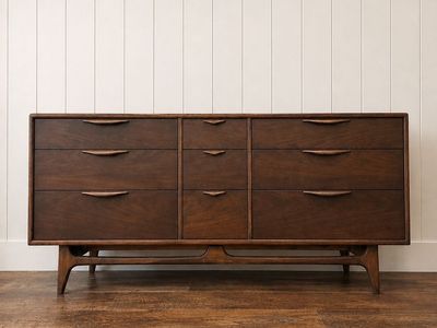 Stunning Vintage Lane Dresser