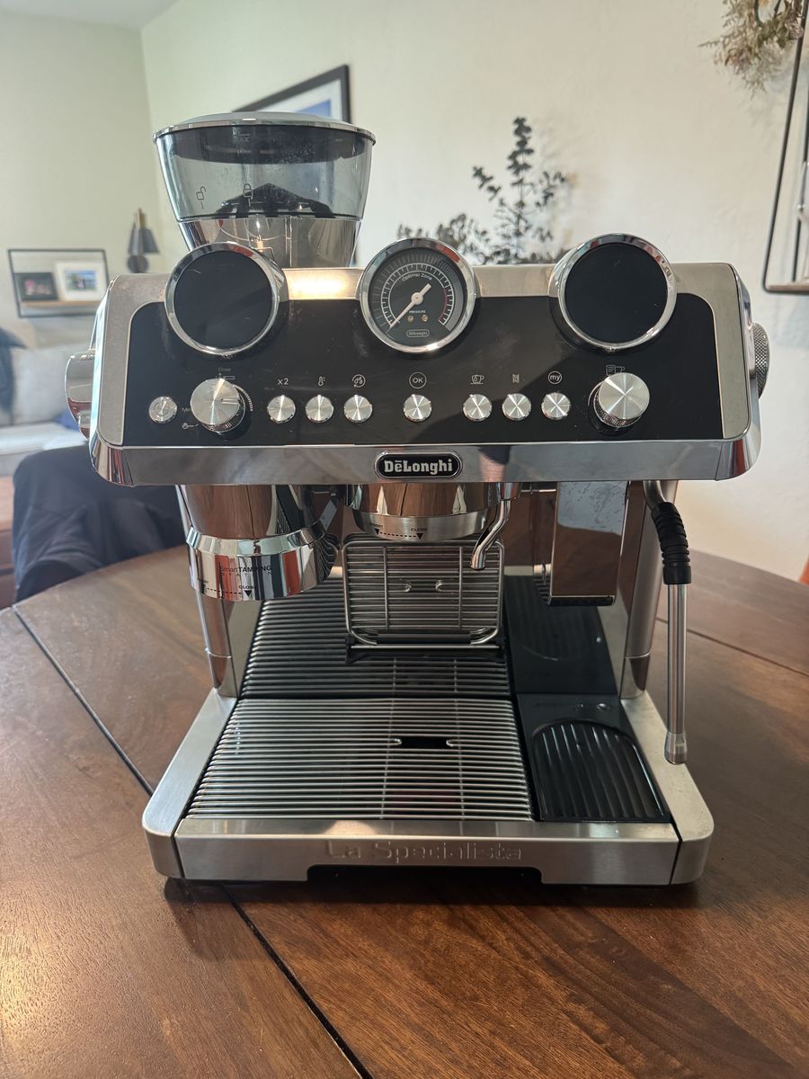 DeLonghi La Specialista Coffee Maker