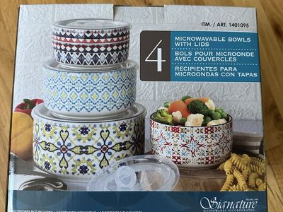 Signature Housewares 4-Piece Microwavable Bowls with Lids Assorted Patterns